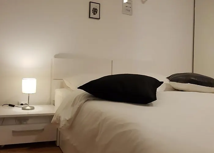 Confort 3 * Bucharest